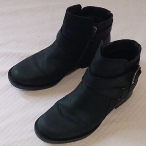 Women’s Black Ankle Boots with Side Zip